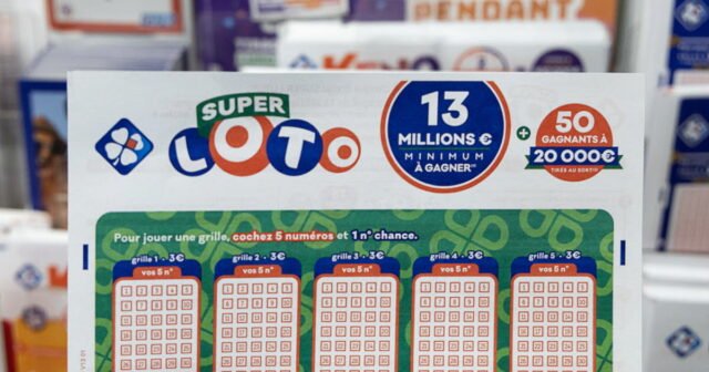 truy nã một người trúng giải Super Lotto