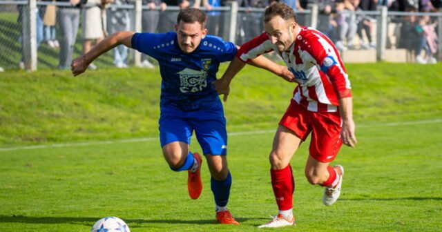 và 1, 2, và 3-0! Steinseltz đi dạo ở Hunspach
