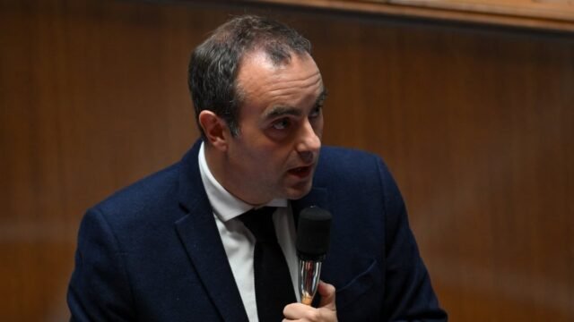 Sébastien Lecornu tức giận trong hội: “Đây là lần đầu