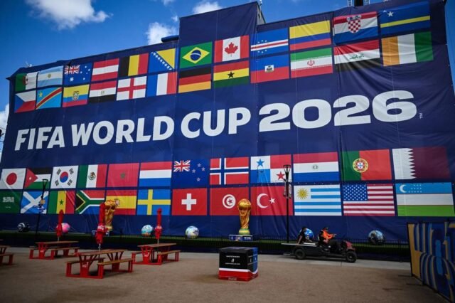 World Cup 2026: Mỹ đóng cửa gần 400 trang web