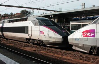 SNCF: “Chúng tôi đang chuẩn bị cho chuyến khởi hành lớn vào thứ Sáu tới,” Jean Castex trấn an, anh ấy có dự định hủy chuyến không?