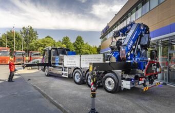 Volvo cung cấp xe nâng điện độc đáo cho AEP