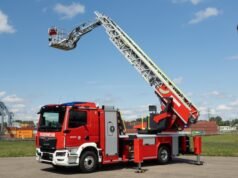 Rosenbauer và MAN trình làng xe thang điện trên không đầu tiên dưới 16 tấn Rosenbauer và MAN trình làng xe thang điện trên không đầu tiên