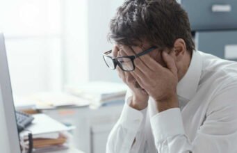 “Khuôn mặt Cortisol”: hãy coi chừng công việc kinh doanh mới này muốn giảm hormone căng thẳng của bạn