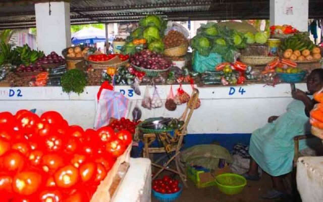Chi phí thực phẩm, vận chuyển gây tổn hại cho