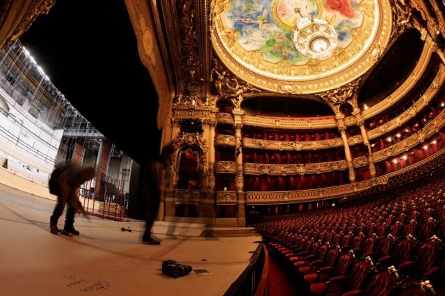 công việc hiện đại hóa sân khấu Palais Garnier sẽ