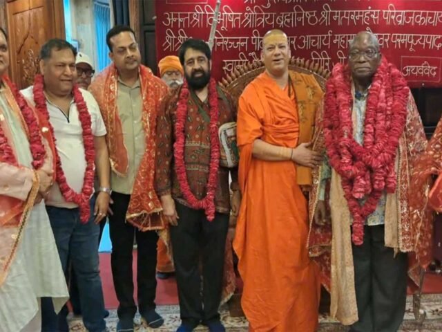 Tại sao Jacob Zuma sẽ không từ bỏ Guptas