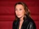 Laura Smet: “Tôi phải đánh thật mạnh”, khi không thể khóc trong một cảnh quay, nữ diễn viên đã nghe ca khúc của Johnny Hallyday