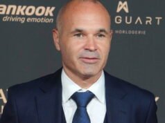 Andres Iniesta, huyền thoại Barça chuyển sang đua xe đạp