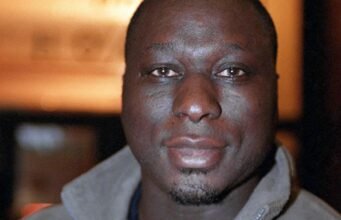 Mouss Diouf: “Anh có thể đi, tôi tha thứ cho anh”, tâm sự cảm động của người góa phụ về những giây phút cuối cùng của anh
