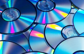 Sony chuyển đổi lại nhà máy sản xuất đĩa cuối cùng của mình, biểu tượng cho sự kết thúc của trò chơi PlayStation vật lý đã được công bố