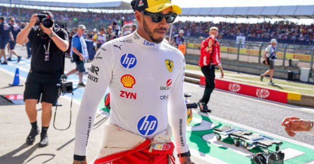 Công thức 1. Trên sân nhà ở Silverstone, Hamilton khởi