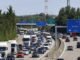 Giao thông trực tiếp. Cuối tuần đầu nghỉ hè: hơn 60km ùn tắc trên xa lộ A7