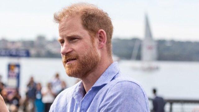 Harry sớm trở lại London: Meghan, Archie và Lilibet trong