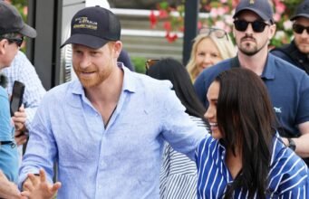 Harry ở London không có Meghan, Archie và Lilibet: người Sussex sẵn sàng làm bất cứ điều gì để tránh Charles III? Câu hỏi lập kế hoạch của họ