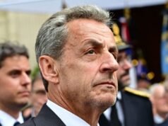 “Chúng ta cần đến bệnh viện ngay”: Nicolas Sarkozy phải phẫu thuật khẩn cấp vì vấn đề sức khỏe nghiêm trọng