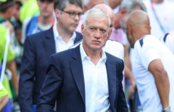 Zinédine Zidane, HLV tương lai của The Blues: Didier Deschamps ở hàng phòng ngự, chủ đề này khiến ông “căng”