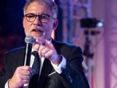 Olivier Faure bị các đại biểu từ chối trước cuộc bỏ phiếu quan trọng hôm thứ Năm