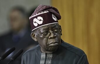Tinubu chi nhiều hơn Buhari cho cuộc chiến chống tham nhũng, nhưng liệu anh ta có chiến thắng trong cuộc chiến?