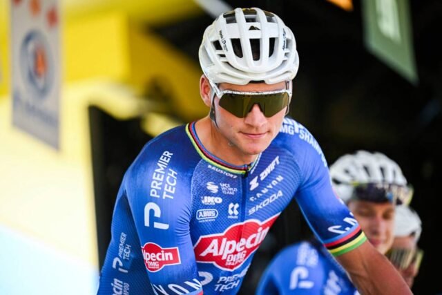Mức lương của Mathieu van der Poel là bao nhiêu?