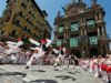 Truyền thống và sự hân hoan tập thể chiếm giữ Pamplona