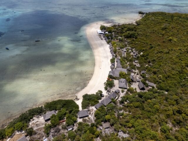 Tranh chấp bãi biển Zanzibar đặt ra câu hỏi mới