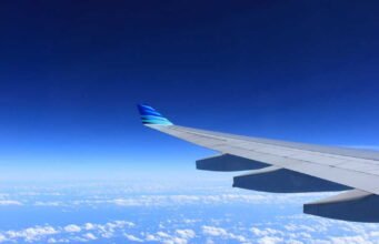 Sự cố kỹ thuật, hạ cánh khẩn cấp, nổ lốp… Hù dọa máy bay Iberia tại sân bay Nantes