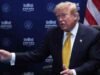Trump nói lệnh ngừng bắn của Iran ‘kết thúc’ sau khi chống lại pháo sáng
