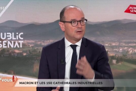 Sébastien Martin nói: “Có một ưu tiên ở đất nước này là tái công nghiệp hóa”.