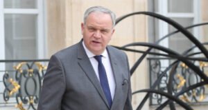 François-Noël Buffet, thượng nghị sĩ do Emmanuel Macron đề cử là ai?