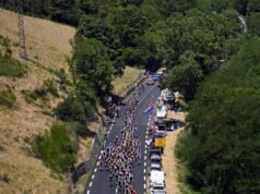 Trực tiếp Tour de France 2026. Hai người dẫn đầu trong đó có một người Pháp, về đích theo kế hoạch ở phần chạy nước rút… Thực hiện chặng thứ 7