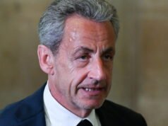 Lời kêu gọi của Nicolas Sarkozy có bước đầu tiên