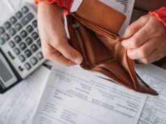 Bạn có sống dưới mức nghèo khổ như 9,8 triệu người ở Pháp không?
