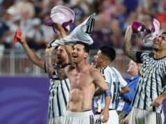 Argentina gặp Anh ở bán kết