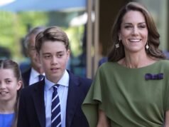 Hoàng tử William và Kate Middleton: (gần như) cả gia đình đi chơi trận chung kết Wimbledon