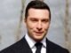 Tham dự đám tang của chính tôi: Jordan Bardella phá vỡ sự im lặng sau thông báo ứng cử của Marine Le Pen