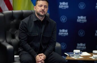 Ukraina. Zelensky tiến hành cải tổ và tuyên bố sự ra đi của Thủ tướng