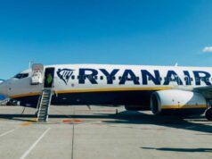 “Không thể ở bên trong”, chuyến bay của Ryanair bị hoãn do muỗi xâm nhập!