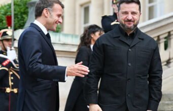 Chiến tranh ở Ukraine. Kyiv có kế hoạch mua 16 máy bay Rafale và pin phòng không, Macron tuyên bố
