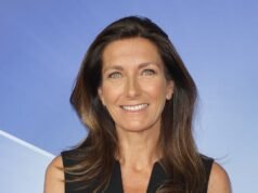 Anne-Claire Coudray rạng rỡ ở tuổi 49: “liều thuốc” giúp cô duy trì làn da rạng rỡ
