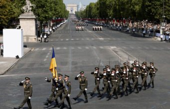 Ukraine, siêu cường máy bay không người lái, hiện là tuyến phòng thủ đầu tiên của châu Âu