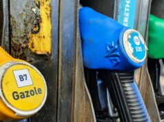 Giá dầu diesel: tại sao nó lại vượt mốc 2 euro