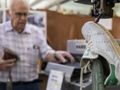 Bạn có biết không? Mẫu giày sneaker huyền thoại nào đã được tạo ra tại một ngôi làng nhỏ ở Bas-Rhin?