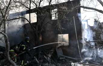 Chiến tranh ở Ukraine. Ít nhất 8 người chết trong vụ tấn công ở Kiev vào hai trung tâm hậu cần của Nga