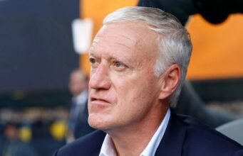 Didier Deschamps tỉnh táo và chăm chỉ trước trận đấu cuối cùng với đội tuyển Pháp: “Tôi từng là cái bóng của chính mình”