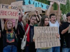 Chiến tranh ở Ukraine. Việc sa thải Bộ trưởng Bộ Quốc phòng đẩy Zelensky vào cuộc khủng hoảng chính trị chưa từng có