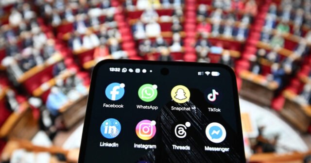các đại biểu và thượng nghị sĩ đồng ý về