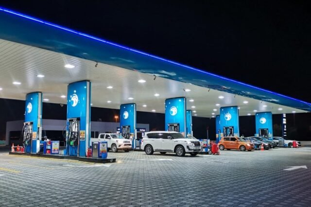 Từ Cairo đến Cape Town: hậu trường mở rộng châu