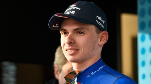 Tour de France, khán giả chỉ trích sau vụ tai