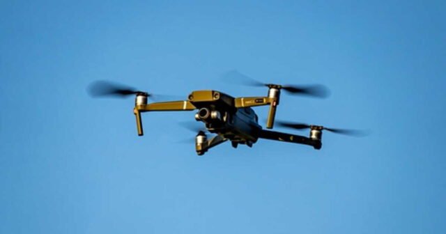 Máy bay không người lái năng lượng mặt trời Heliblade